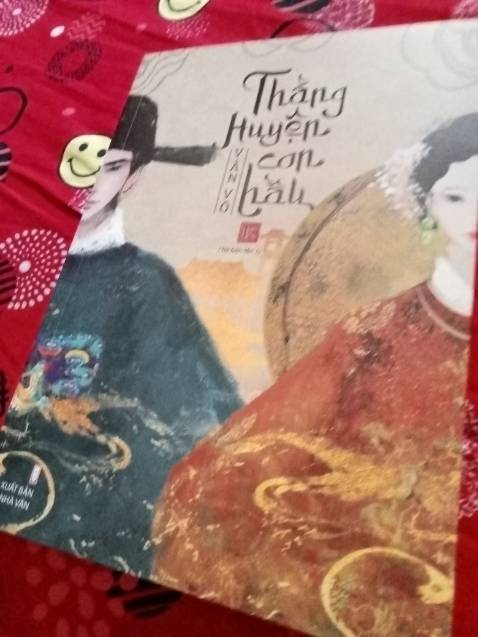 Sách đẹp, nội dung hay, văn phong đơn sơ nhưng rất đời, tình tiết suy nghĩ nhân vật phản ánh chân thực, tuy đơn giản nhưng đọc xong vẫn nghẹn ngào, sách hay ,nên đọc