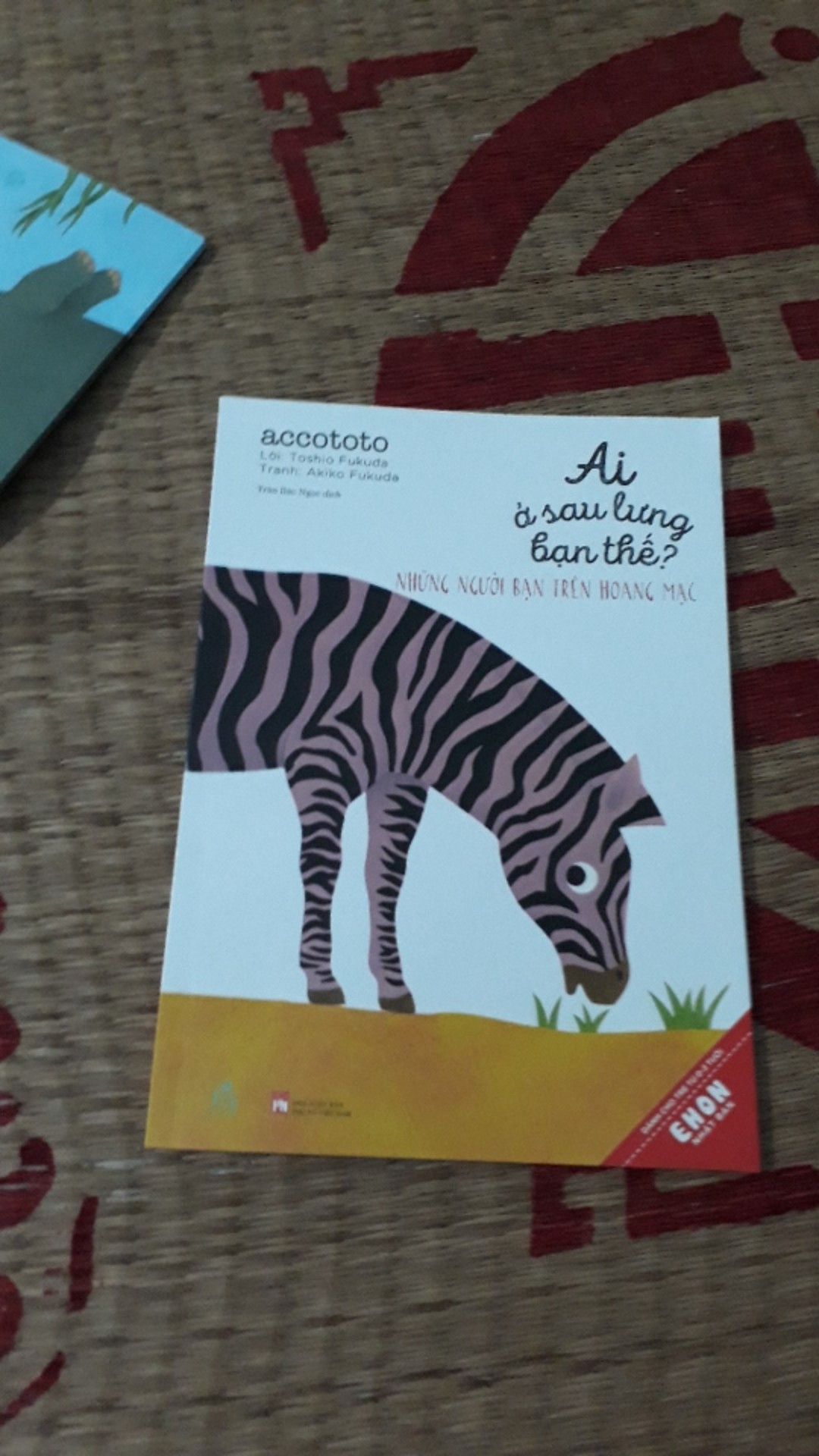 sách đẹp, ảnh nét. sách rất thú vị