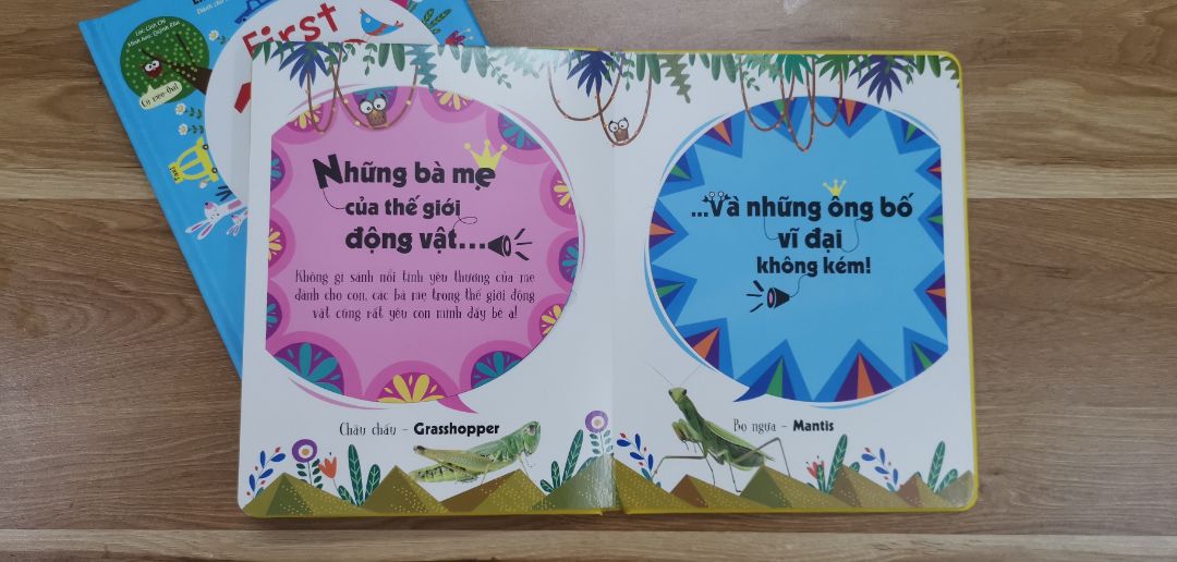 sách đẹp, nội dung hay. Dạng lật mở phù hợp với các bé từ 0-3 tuổi. Các bạn bé nhận biết con vật, lớn hơn chút hiểu thêm thông tin về các con vật đó nữa. Ảnh các con vật là ảnh thật giúp bé dễ nhận biết và liên hệ được với thực tế. Rất hữu ích!