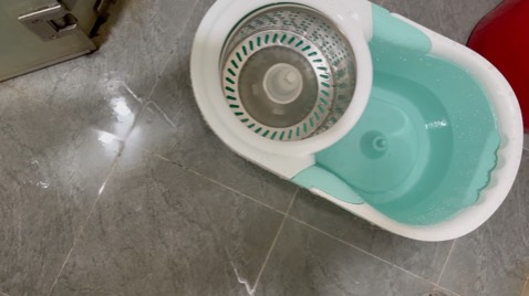 Màu xanh ngọc đẹp. nhìn có vẽ chắc chắn