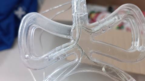 Nhận sản phẩm xong thấy thất vọng vô cùng, đong gói chỉ có cái bịch để vào, lấy ra xem thì thấy trầy xước khá nhìu và hàng cũ như đã qua sử dụng, tôi muốn trả hàng cà hoàn tiền. Không đáng với giá tiền.