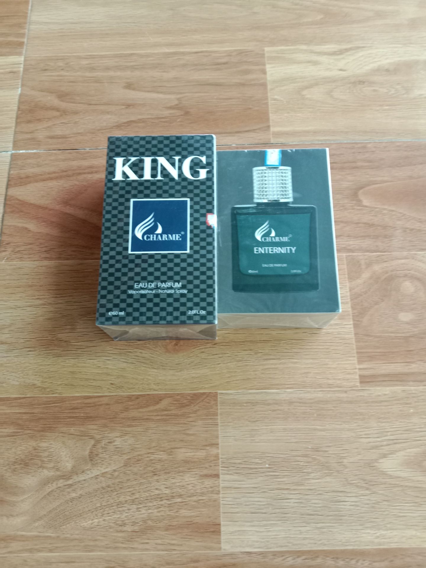 sản phẩm đẹp chất lượng cao và tuyệt vời, thơm lắm ạ