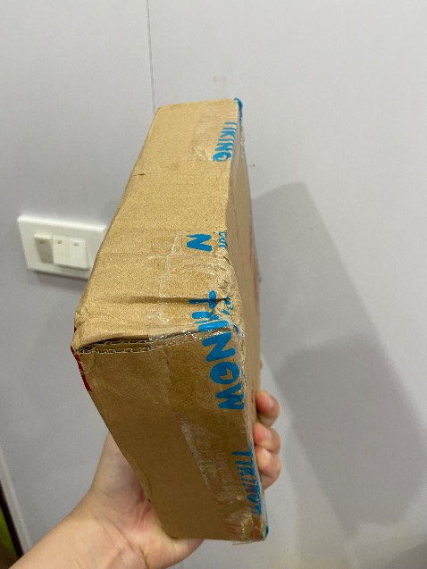 Truyện thì đắt mà đóng gói xong ship gãy cấn gáy như này, bao giờ mới cải thiện hả tiki