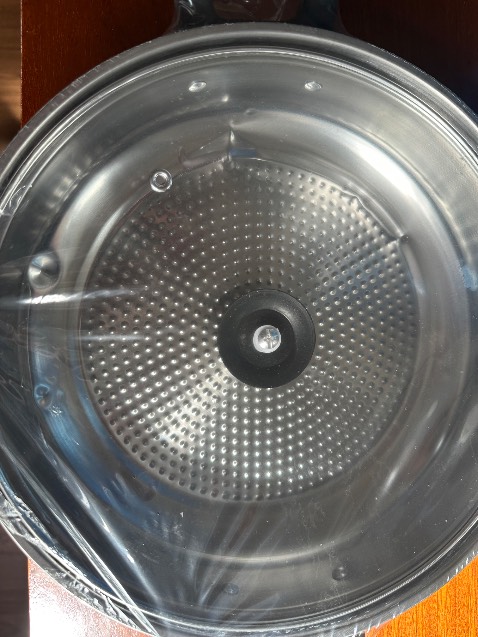 Bếp OK, đẹp, tốt, nhưng nồi hơi bị móp, mềm quá!