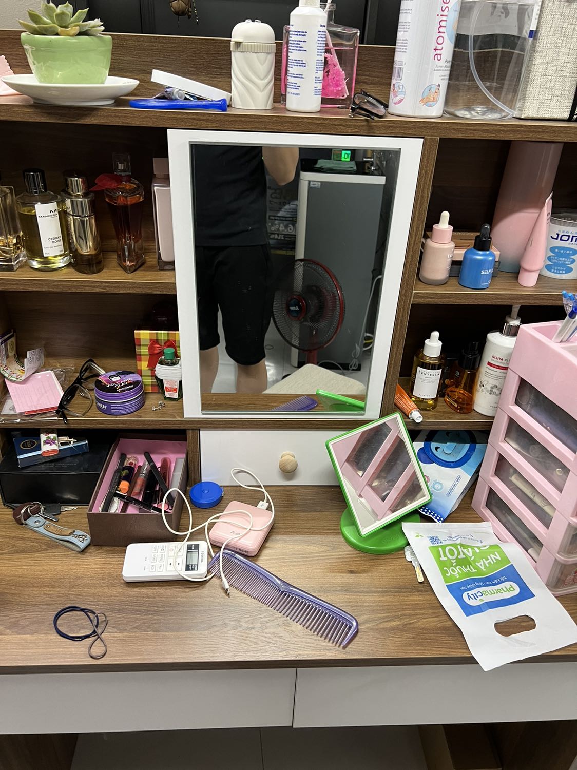 Bàn đẹp gỗ chắc