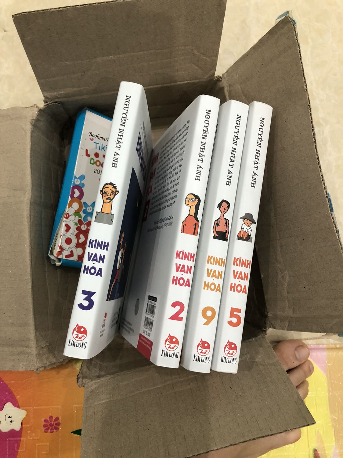 Sách hay, giấy đẹp. Ủng hộ shop????