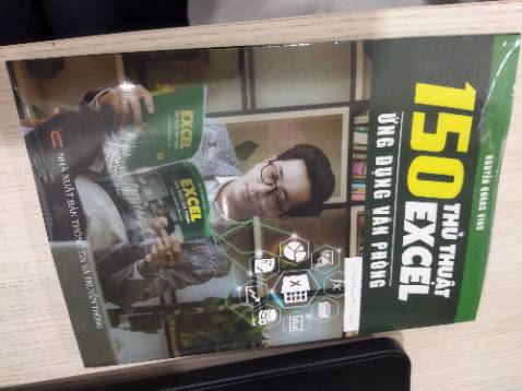 Chưa đọc nên chưa biết