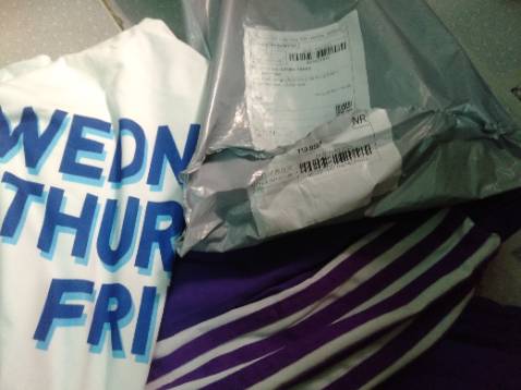 Giáo hàng kg đug mẫu...đổi lai dùm