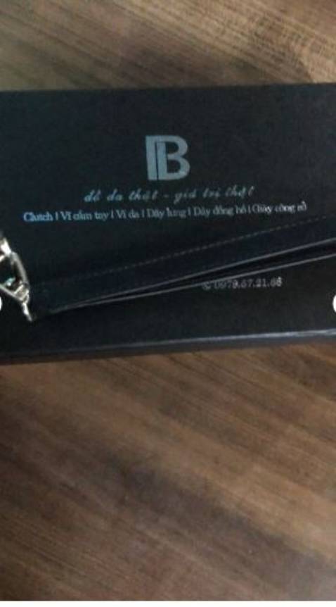 Ví khá đẹp, rất chim ưng. Da mềm mại lúc đầu cứ tưởng sẽ cứng Nói chung là đẹp, ngon