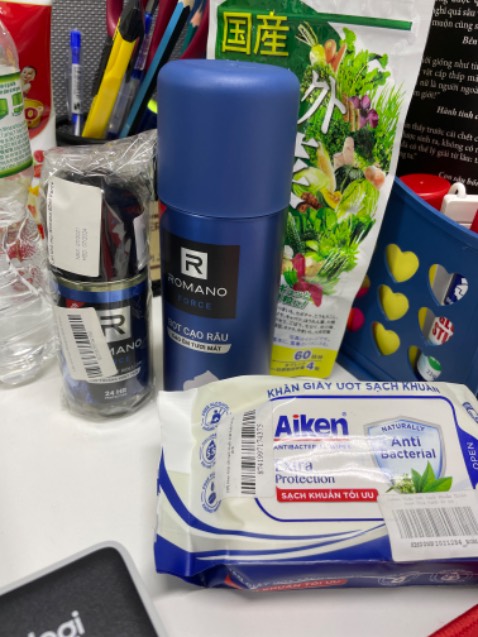 Giao hàng nhanh đ. Tặng khăn lau mini