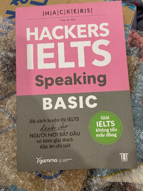 đã mua lần 2 của shop nhưng trải nghiệm k tốt cho lắm 🙄 đóng gói cẩn thận, giao hàng đúng hẹn ạ cơ mà bìa sau của sách bị lấm bẩn