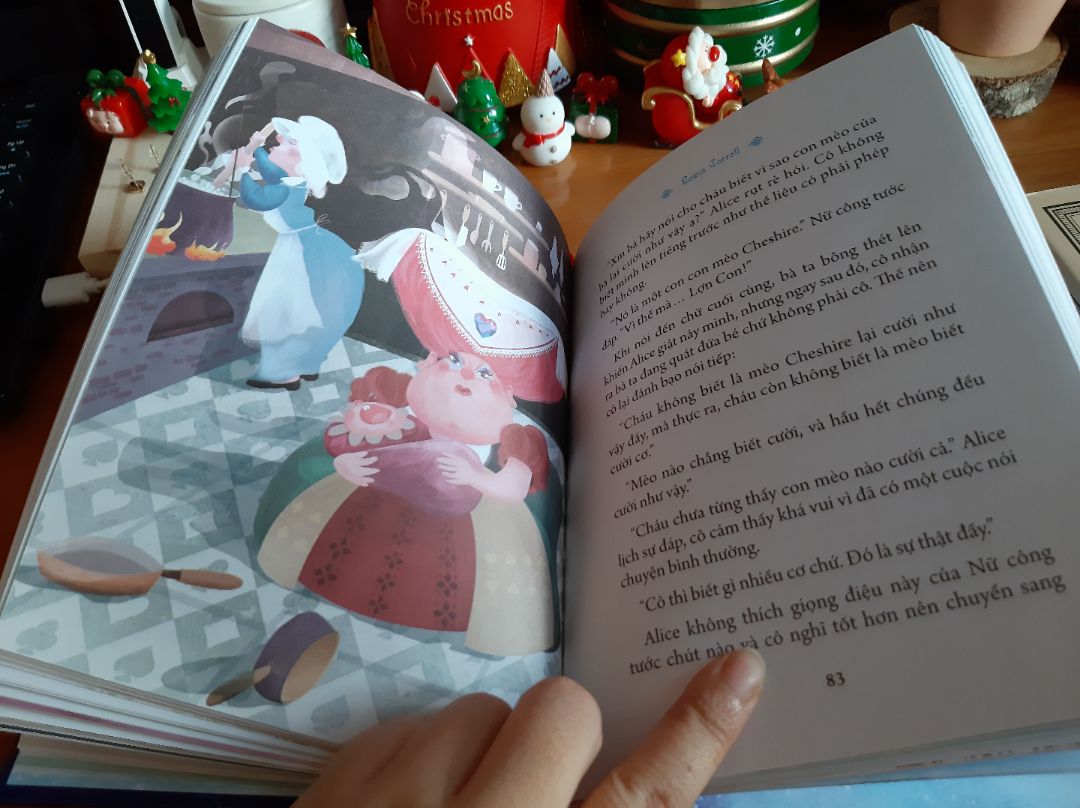 Sách hay,  siêu đẹp, giấy xịn xò
còn mới nguyên seal,  được gói rất kỹ.
Sách sale giá 79k mà mua đơn 100k thì được freeship luôn nha.
được tặng kèm 3 tag đánh dấu trang