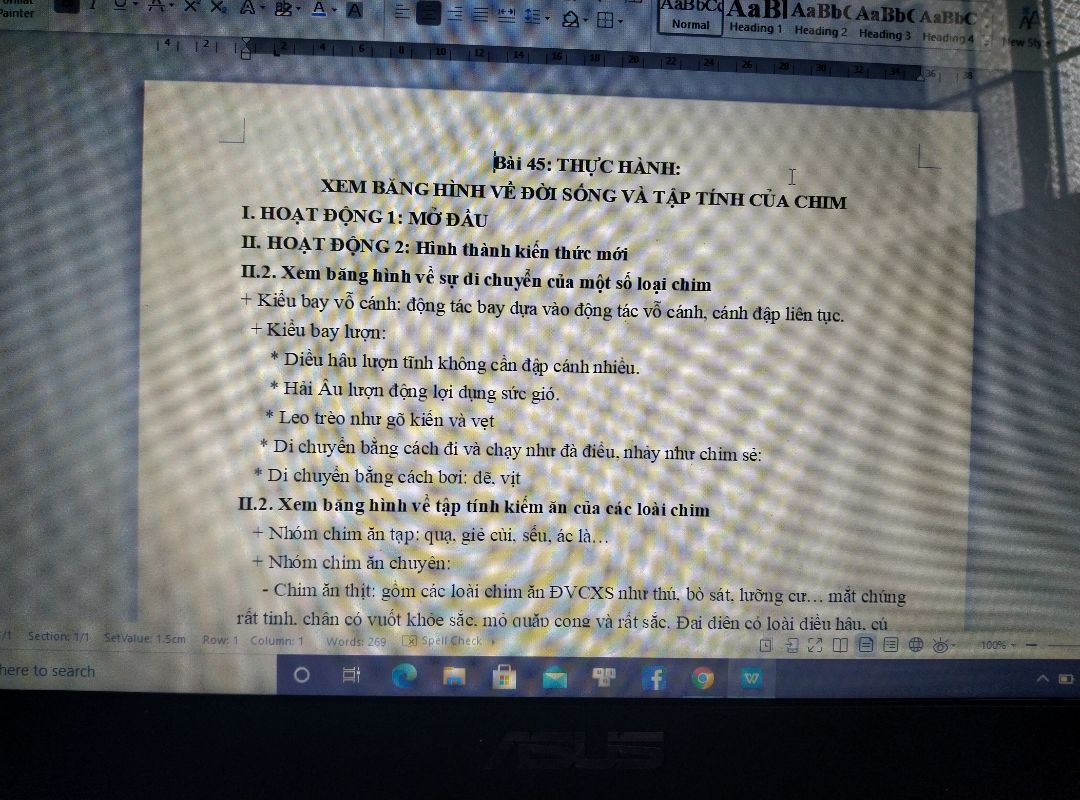 Hàng về nhanh ạ, nhưng sách bị móp méo và lúc em không có nhà nên nhờ bà lấy sách, shipper còn lấy thêm 10k so số với tiền mua nữa, hơi bị thất vọng về lần này ạ :((