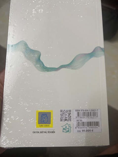 Giao hàng nhanh. Sách còn trong tình trạng tốt, có bọc sách. giá rẻ hơn so với niêm yết
