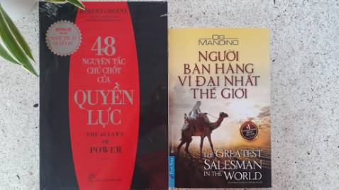 Sách còn rất mới tái bản 2022, uy tín, sách giao ko bị móp méo, sách chính hãng, thơm, có bookmark. Nên mua 👍