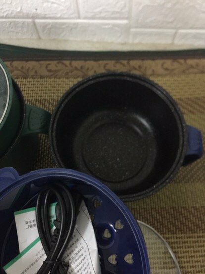 Mua 2 nồi đẹp luôn ạ
Chống dính vẫn đá nồi 2 nấc nhiệt, đun thử nước thì sôi rất nhanh 
Shop đóng gói cẩn thận giao hàng đúng hẹn mình rất thích sản phẩm này