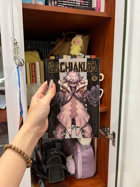 ôi quá mong chờ tập 1 của series này mình đã đợi rất lâu để thấy tin tái bản mong mấy tập sau cũng sớm tái để mình có trọn bộ