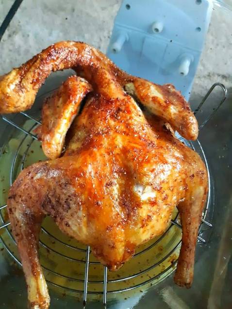 Nướng đồ ăn ổn áp.  Đáng mua