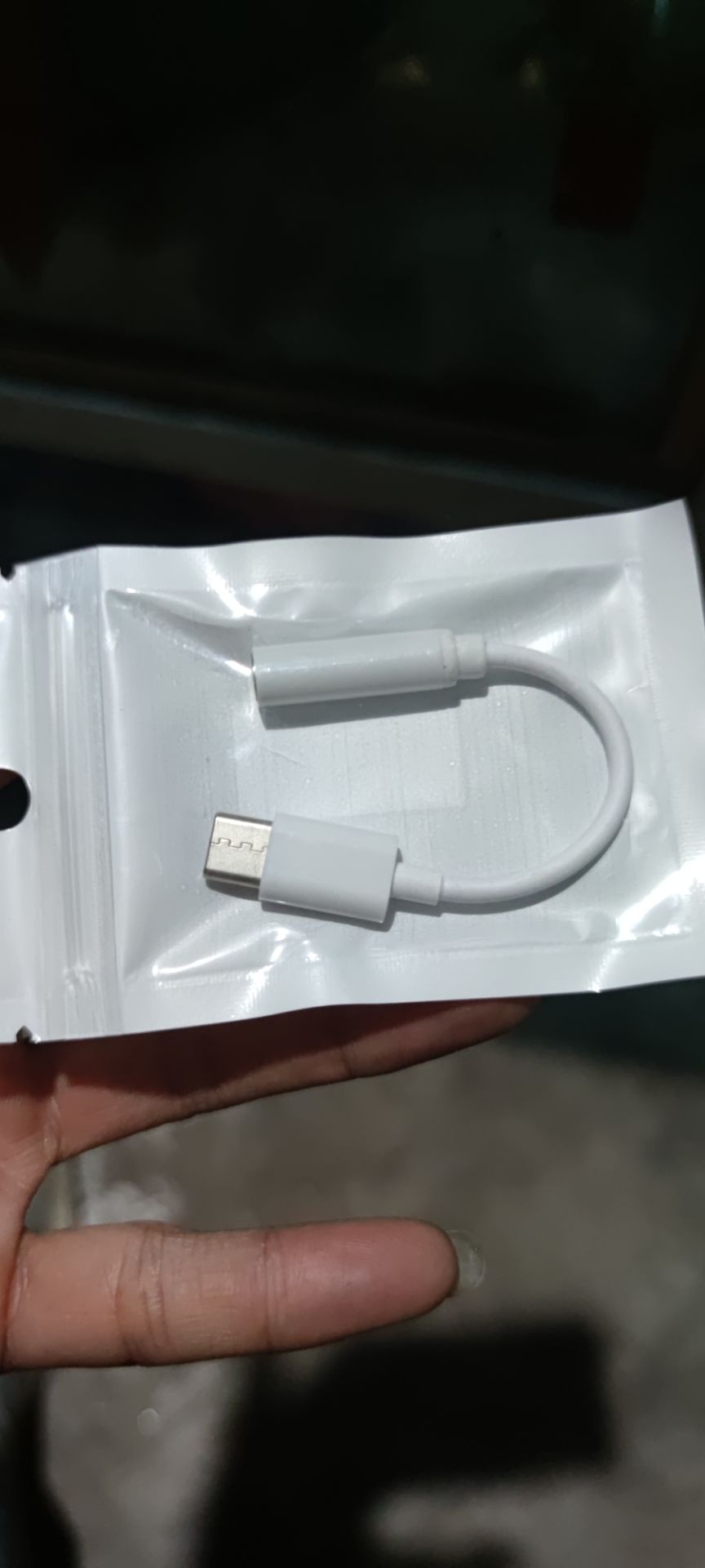 mua kính mắt gửi thành cái này shop làm ăn kiểu gì vậy