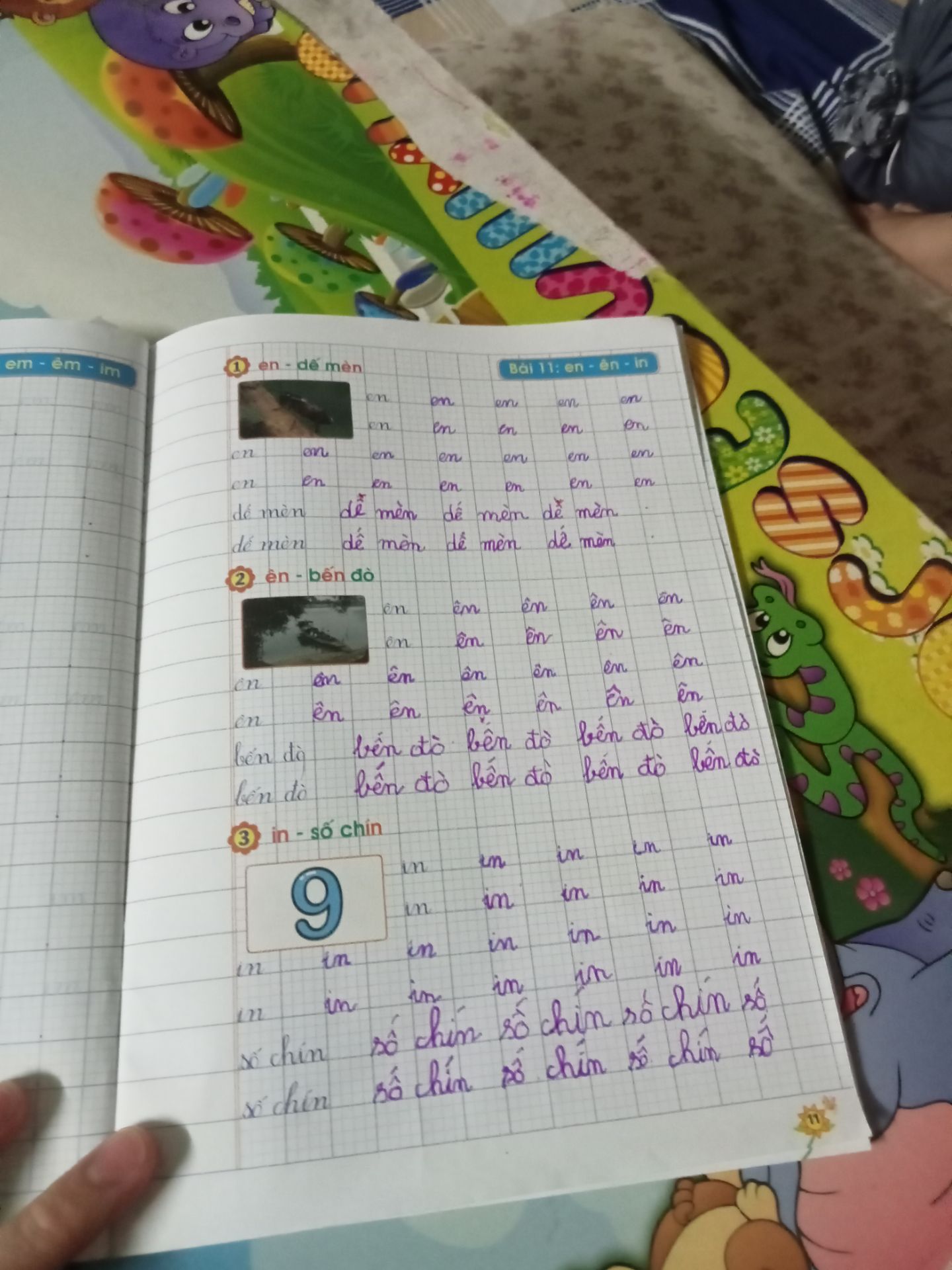 sách in đẹp, trang hơi mỏng