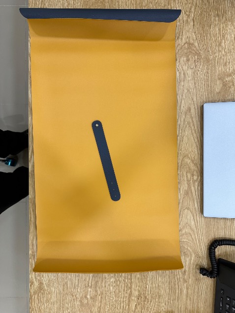 Rất đẹp, có miếng cuộn bằng da khá tiện khi di chuyển