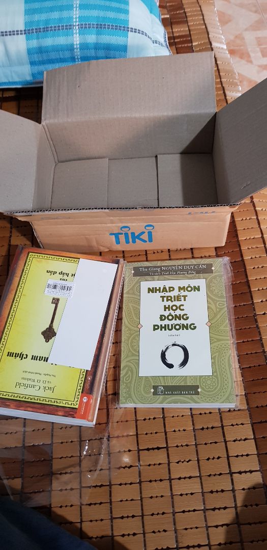 giao hàng nhanh, đóng gói cẩn thận, vui vẻ, nhiệt tình ạ, túm cái váy lại hàng rất ngon ? em cảm ơn tiki và shop rất nhiều ạ