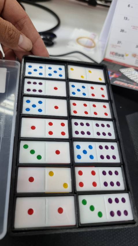 Sản phẩm ko đẹp, nhìn ngoài xấu lắm. Ko như trên hình sản phẩm