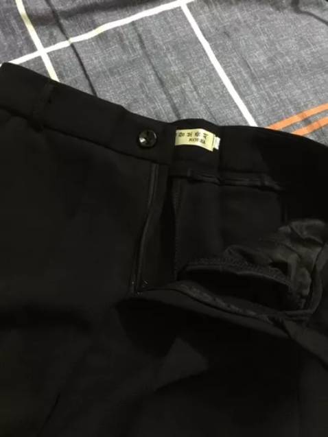 Quần mặc thích lắm mọi người ơi, có co giãn, form đẹp. Moi người nên mua mot cái về mặc nhé.