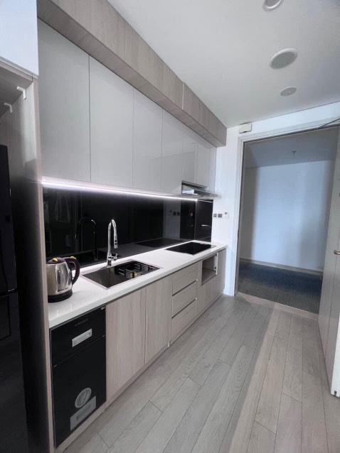 Sách in rõ, giao nhanh, chương trình tốt mình rất hào hứng học