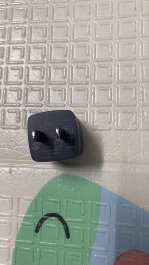 Sạc nhanh,sản phẩm chắc chắn và rất đẹp.Mua được hàng chính hãng lên mình rất ưng, lại săn được đúng dịp sale nữa .Sẽ ủng hộ tiếp tục