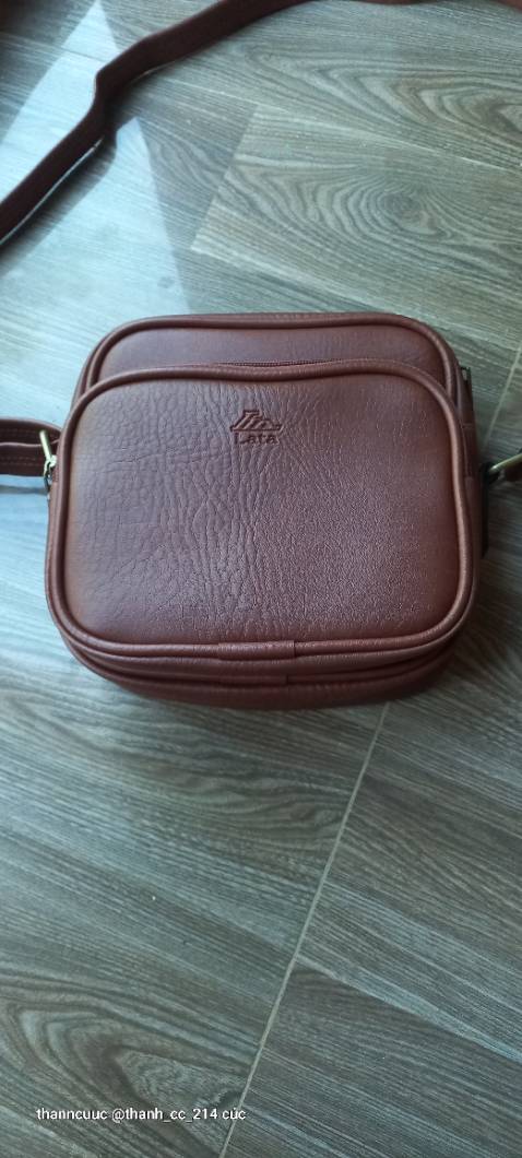 thiết kế đẹp, chất liệu cảm nhận tạm ổn