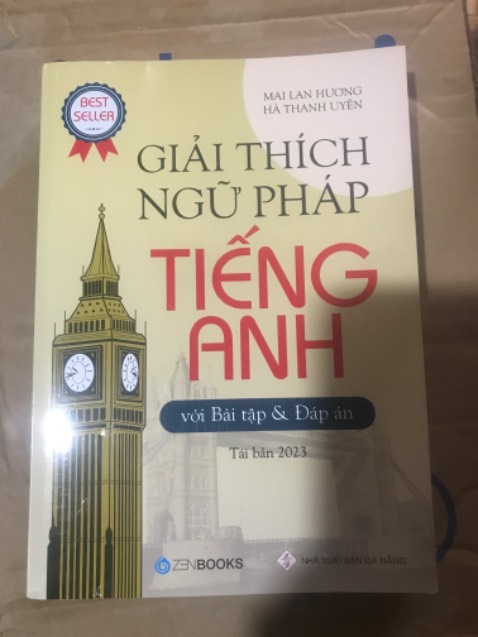 sách này dành cho những bn học yếu phần ngữ pháp
