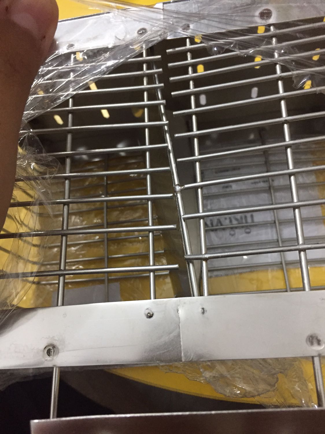 Yêu cầu đổi sản phẩm mới. Sản phẩm bị hư, lỗi