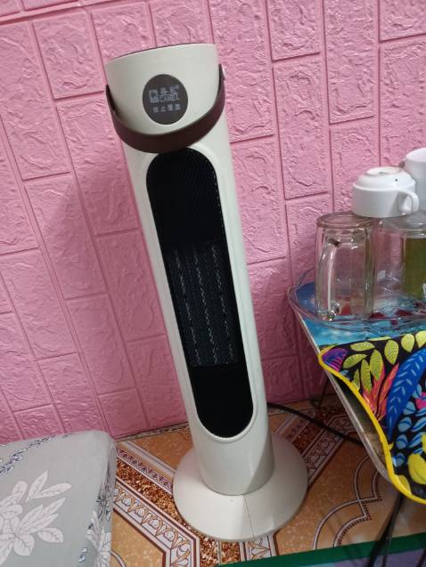 Tốn điện kinh khủng, nhìn hoá đơn điện giật mình tưởng hoa mắt. dùng có mấy ngày đúng vào đợt chốt số điện. K cất nữa mà vứt luôn