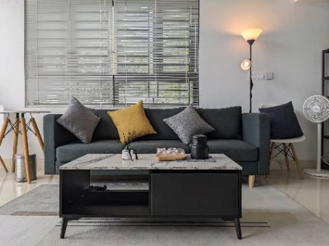 Thiết kế bắc Âu chuẩn đẹp. Nệm mút dày, chất lượng vải tốt, độ hoàn thiện cao. Tư vấn bán hàng tận tình, giao hàng trong 1 tuần bằng xe tải đến tận nhà, mặc dù mình ở huyện miền núi.

Đáng tiền, nên mua!