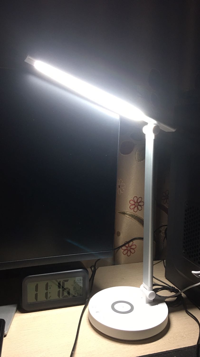 Hàng như hình, rất đẹp và chắc chắn. Thời gian đang dịch tuy có chậm một chút nhưng rất hài lòng. Cảm ơn shop đã cung cấp sản phẩm tiện lợi và chất lượng !!!