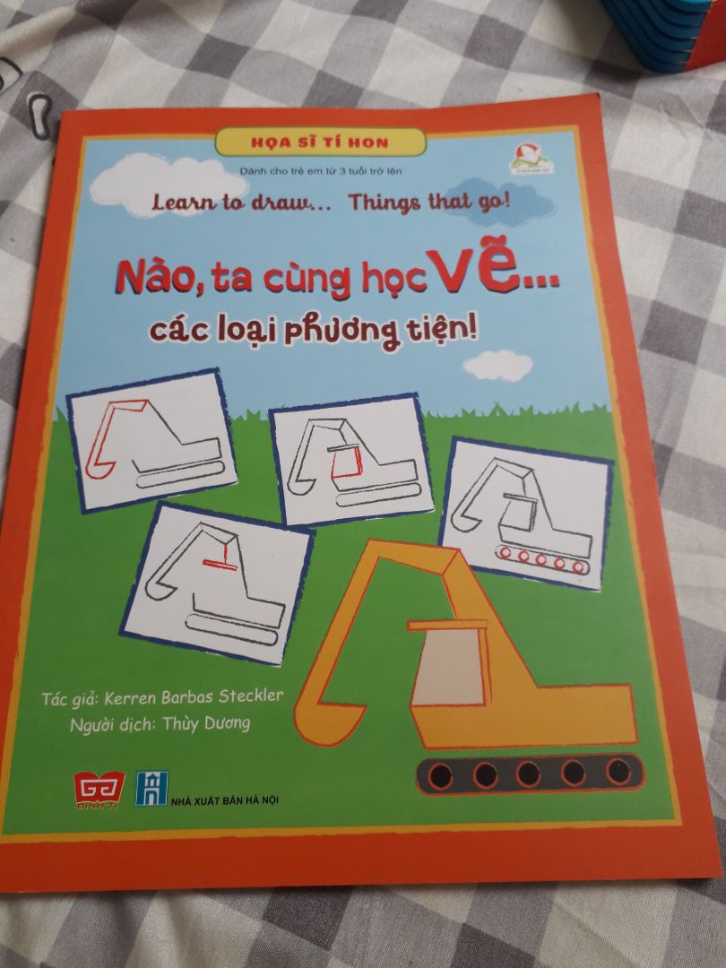 Sách hướng dẫn bé vẽ rất đơn giản. Mình mua được giá sale 91% nên vô cùng hài lòng.