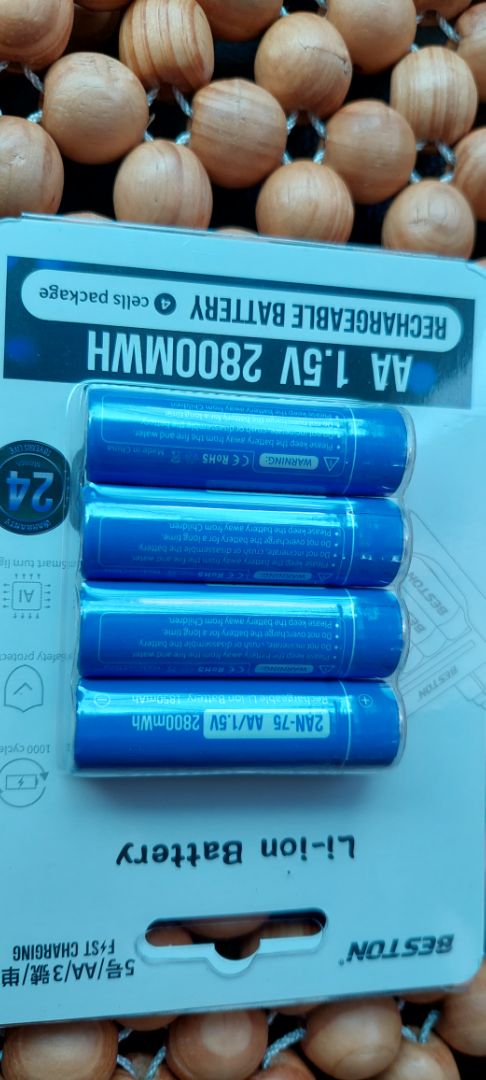 đợi sạc về nạp xem sao,  tạm cho 3 sao ( nhỡ cắm nạp nổ đùng phát chết cả bố lẫn con) đợi sạc về nạp xem sao,  tạm cho 3 sao ( nhỡ cắm nạp nổ đùng phát chết cả bố lẫn con)