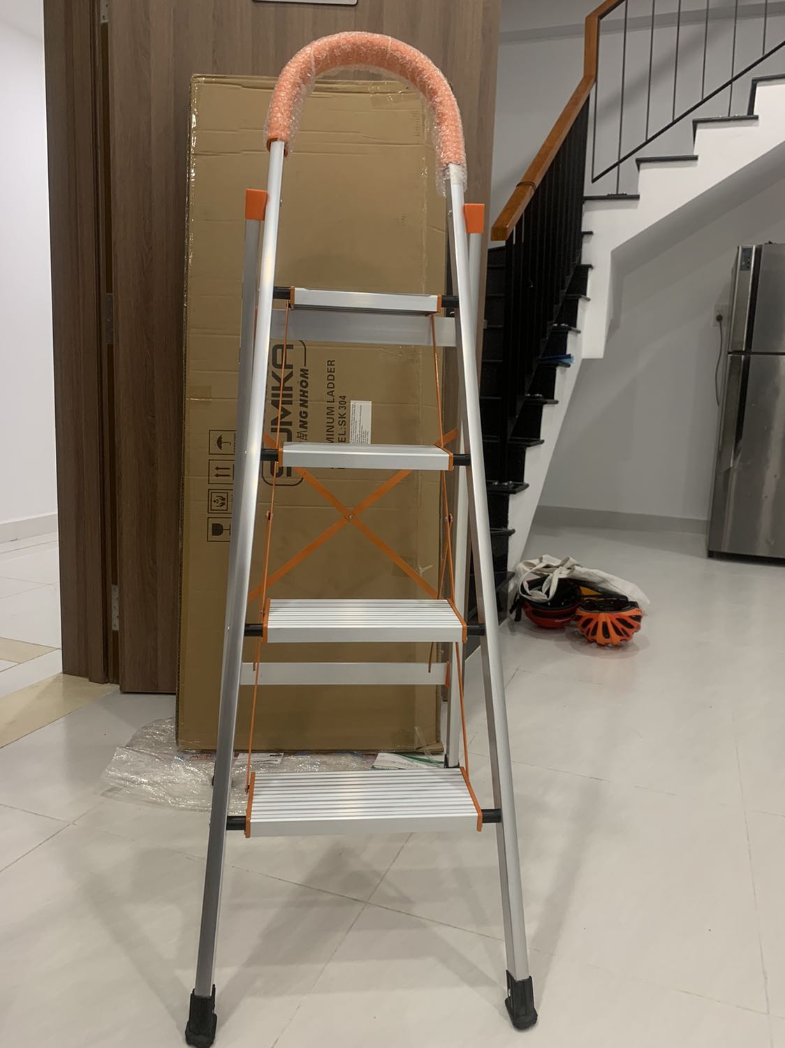 Sản phẩm dày, chắc chắn, đóng gói cẩn thận , giao hàng siêu tốc