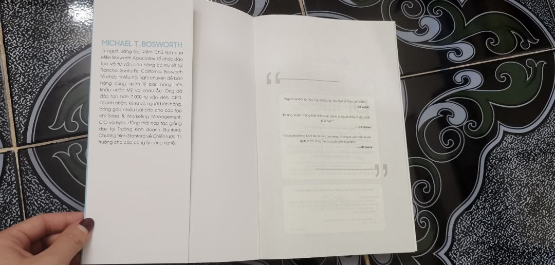 Nếu bạn đang gặp vấn đề trong việc bán hàng của mình, hãy đọc nó. Bạn sẽ có được những thông tin hữu ích, đâu đó các vấn đề bạn đang gặp phải, thay đổi tư duy, thay đổi cách làm biết đâu doanh số của bạn sẽ tăng lên!