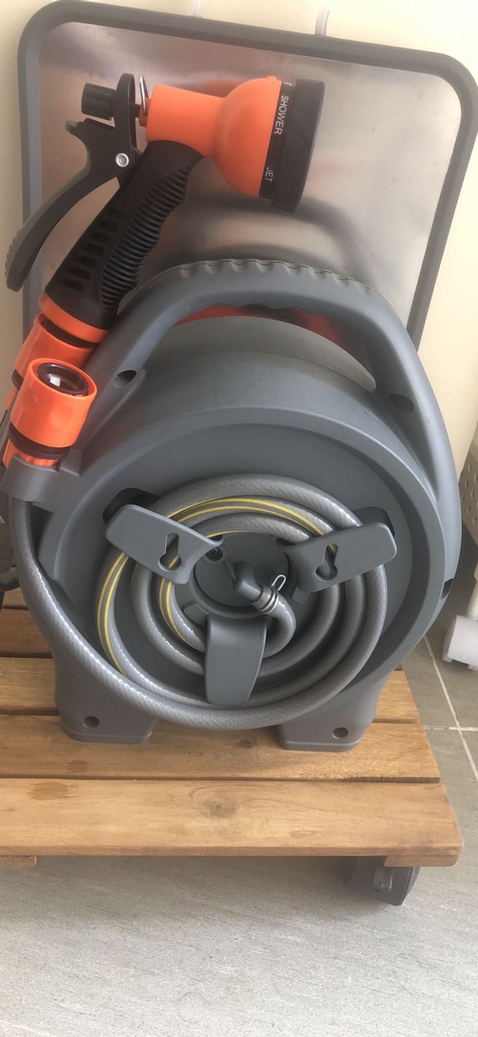 Sử dụng một thời gian rồi mới đánh giá. Sản phẩm tốt, tiện dụng và chắc chắn. Vừa với tầm giá.