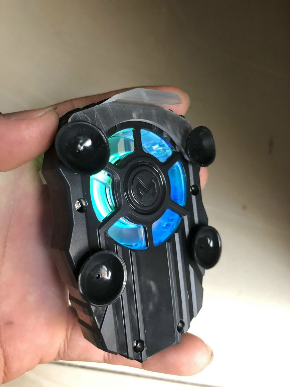 Nhỏ nhỏ như công năng tốt, các game thủ nên tậu hay ai thường dùng điện thoại nhiều nên mua 1 cái. Giao hàng nhanh và đóng gói chắc chắn. Nhỏ nhỏ như công năng tốt, các game thủ nên tậu hay ai thường dùng điện thoại nhiều nên mua 1 cái. Giao hàng nhanh và đóng gói chắc chắn.