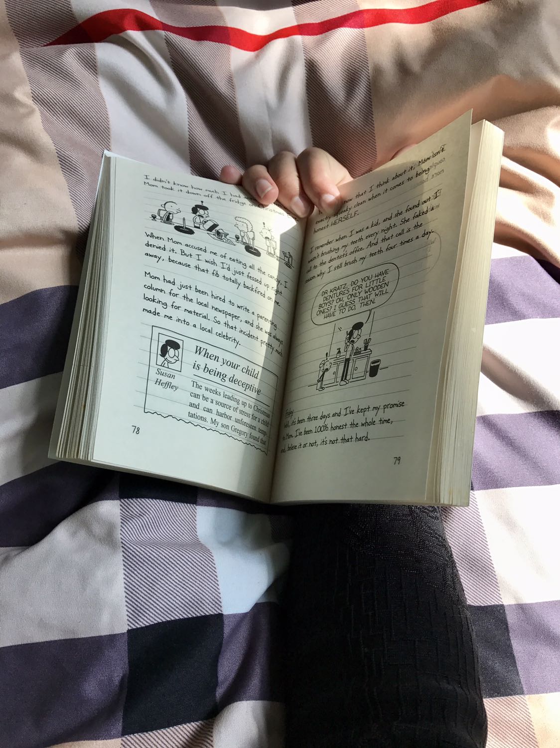 Sách mới, giấy chất lượng cao, mùi hương của từng trang giấy rất tuyệt, rất đáng tiền khi mua so với mấy loại sách in lậu