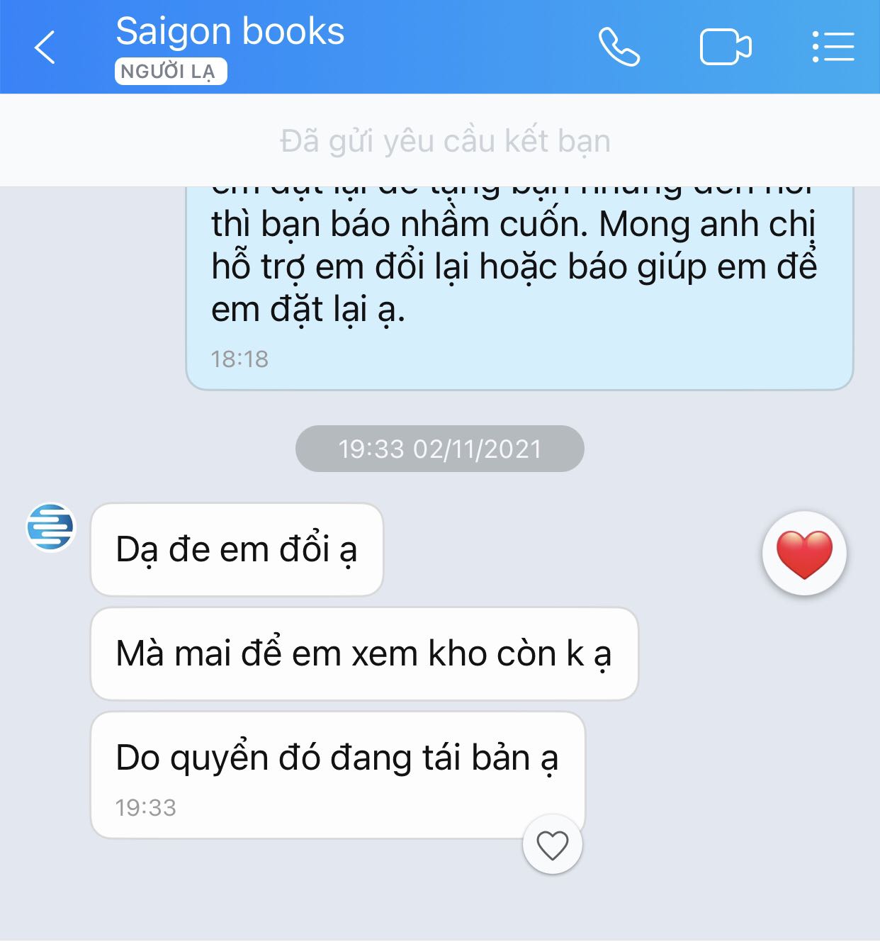 Mình không hài lòng khi giao nhầm sách. Đặt cuốn The master coach để tặng nhưng giao nhầm cuốn mô hình coach. 2 cuốn này nội dung hoàn tác khác nhau. Mong nhà sách có thể đọc kỹ tên sách trước khi giao. Mình rất ngại về việc sách đặt tặng nhưng sai sách. Tư vấn viên phản hồi lâu. Mình không muốn có thêm trải nghiệm tại nhà sách này thêm lần nào nữa! Mình cũng rút kinh nghiệm sẽ kiểm tra sách và nhờ người thân kiểm tra sách trước khi nhận hàng.