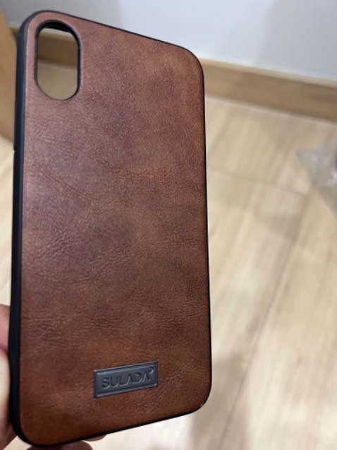 Ko phải da mà là ảnh ghép trên miếng nhựa, khác xa mô tả & giá như vậy là cắt cổ. Đề nghị trả hàng