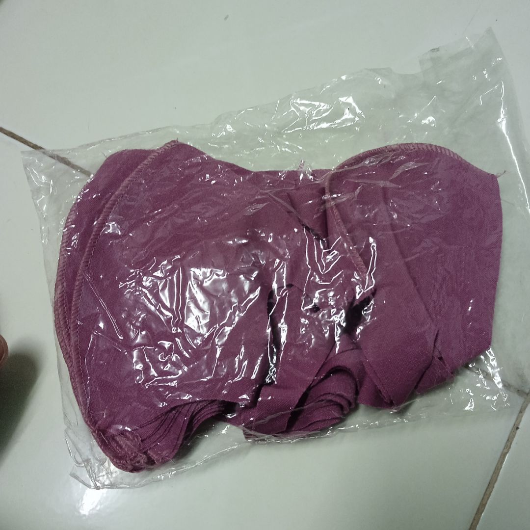 màu trắng , đen , xám không giao cho người ta, mà giao màu tím. nhìn cọc không : ( màu trắng , đen , xám không giao cho người ta, mà giao màu tím. nhìn cọc không : (