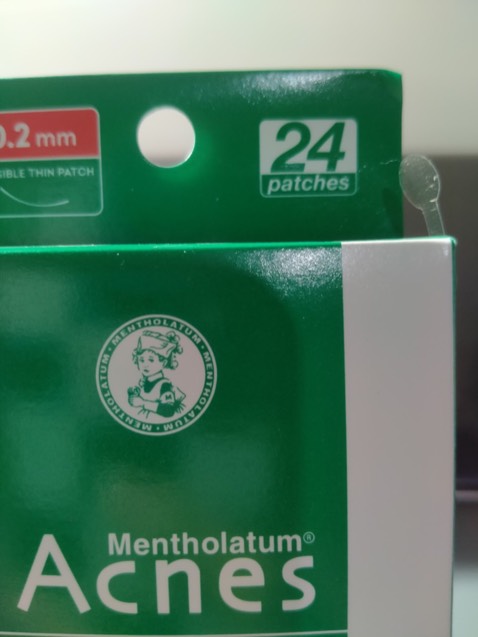 Da dầu xài thoải mái, không lo bong nha, bám dai như đỉa, trai gái dùng được tất, cồi mụn thì tùy loại, nhưng có cồi trắng rồi thì ịn vô gom nhanh cực