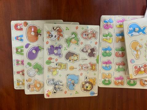 ● Sản phẩm có chất lượng tốt, nhận được hàng rất chắc chắn.

● Mẫu mã đẹp, nhiều chủ đề giúp Bé nhà mình học hỏi, phát triển tư duy rất tốt.

● Sản phẩm được làm từ gỗ chắc chắn, không hề có mùi. Các cạnh viền được mài nhẵn cẩn thận.

● Shop giao hàng nhanh, đóng gói cẩn thận.

● Chất lượng như vậy là quá OK trong tầm giá này rồi. 

● Mình rất ưng ý khi nhận được sản phẩm tốt từ Shop.

● Tặng shop 5 sao về chất lượng cũng như phong cách phục vụ chu đáo.