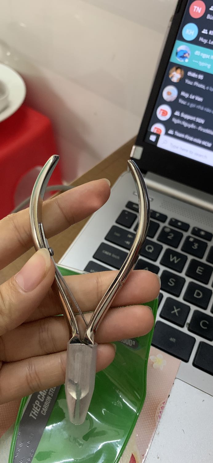 Sản phẩm tốt. Sắc bén . Nói chung mua của kềm nghĩa chưa bao giờ thất vọng . Vote cho shop 5 sao.