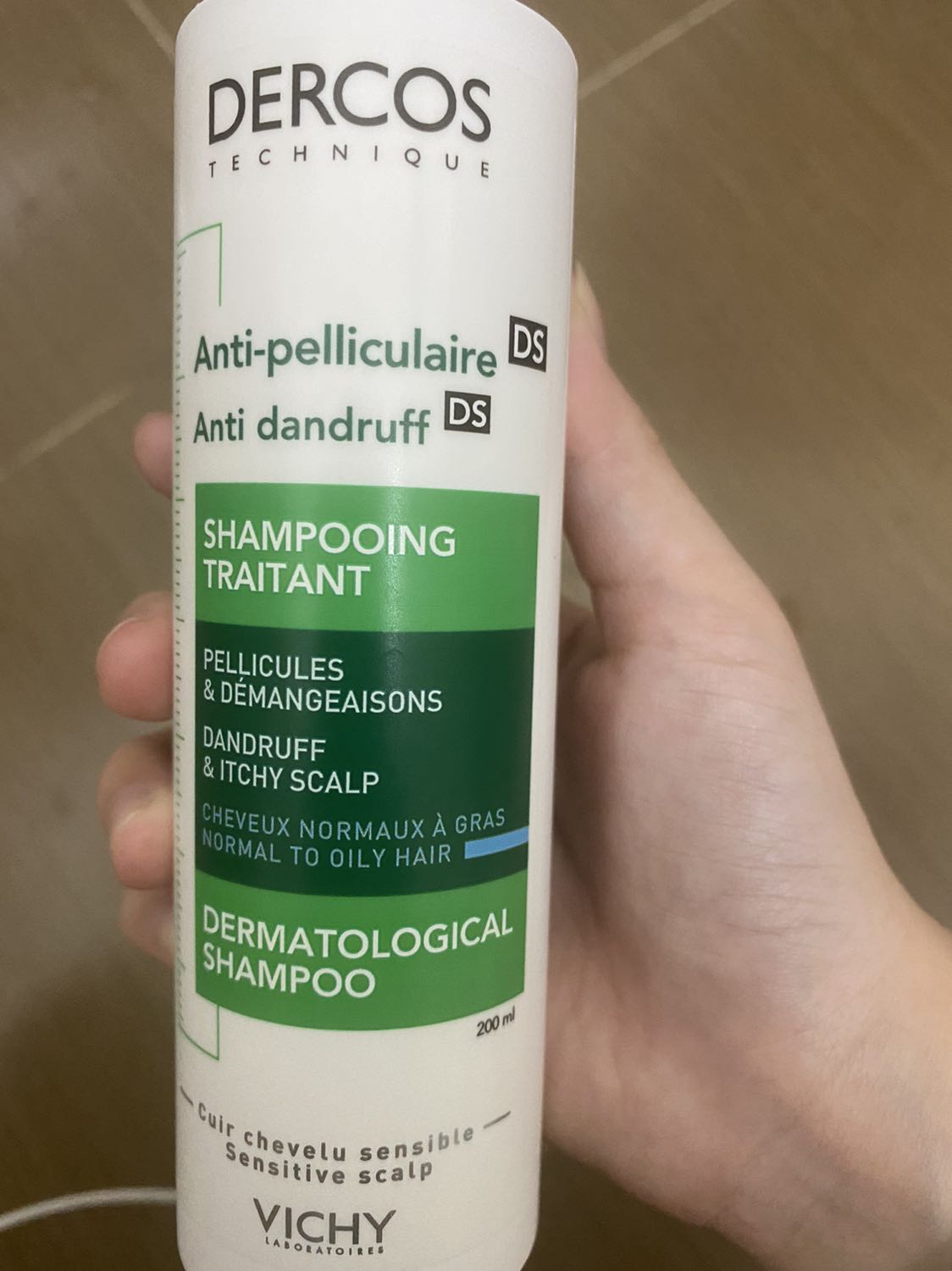 Dầu gội xài tốt lắm nha, mình hay dùng loại này vẫn thấy rất ưng luôn, đóng gói kĩ, chắc chắn lần sau sẽ mua lại